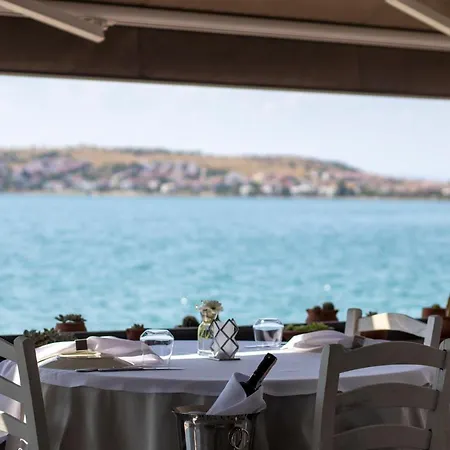 Nocleg ze śniadaniem Pietra 4*