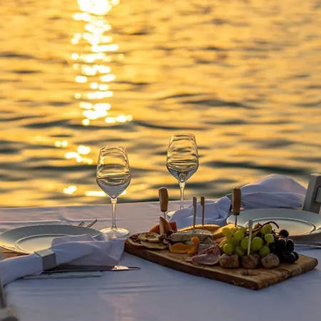 Pietra Bed & Breakfast Ayvalı